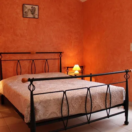 Casa de Férias Balzac, 3 Pieces, 4 Personnes - Fr-1-653-44 Balzac