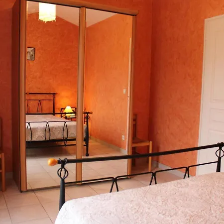 Casa de Férias Balzac, 3 Pieces, 4 Personnes - Fr-1-653-44 Balzac