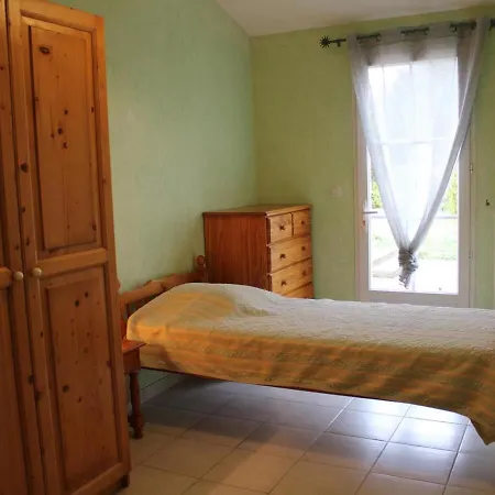 Casa de Férias Balzac, 3 Pieces, 4 Personnes - Fr-1-653-44 Balzac